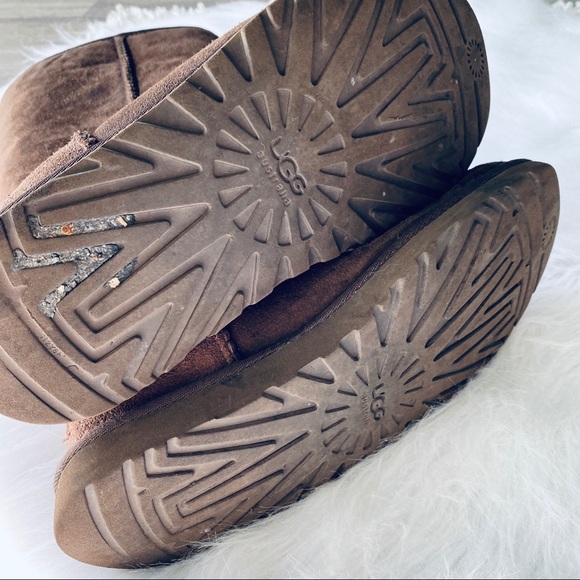 Ugg Classic Boots - Picture 9 of 10